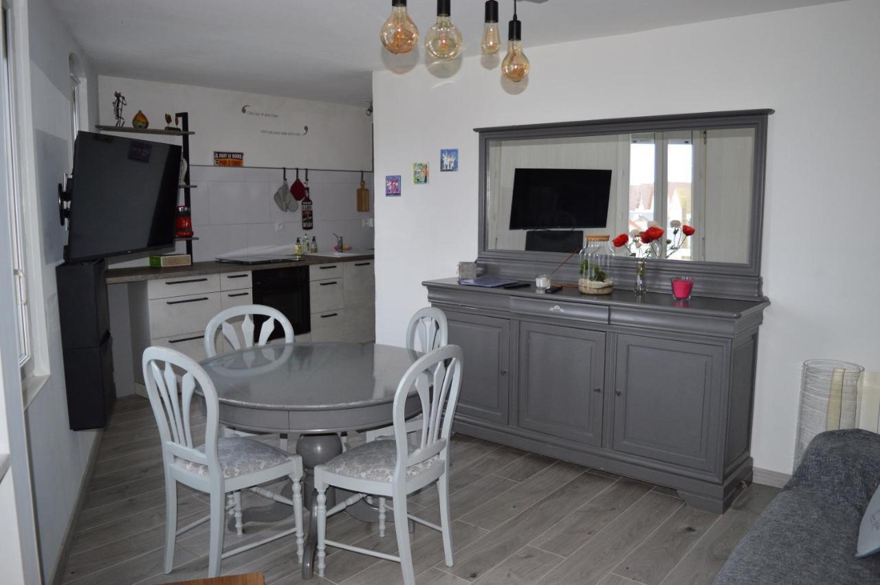 Appartement Pres Du Port Centre Et Plage - Vue Mer Courseulles-sur-Mer Ngoại thất bức ảnh